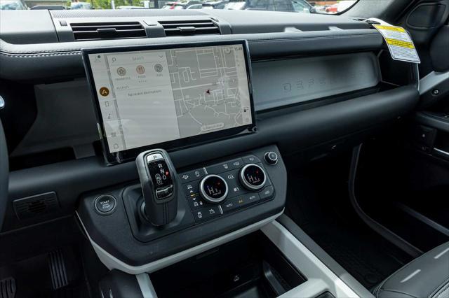 Photo of 2025 Fuji White Land Rover Defender