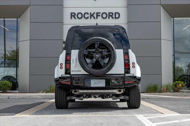 Photo of 2025 Fuji White Land Rover Defender