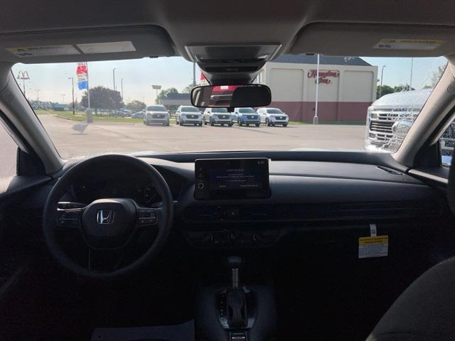 Photo of 2026 Platinum Honda HR-V