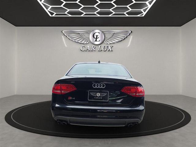 Photo of 2011 Brilliant Black Audi S4