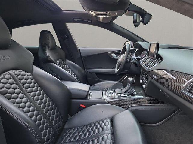 Photo of 2015 Phantom Black Pearl Effect Audi RS 7