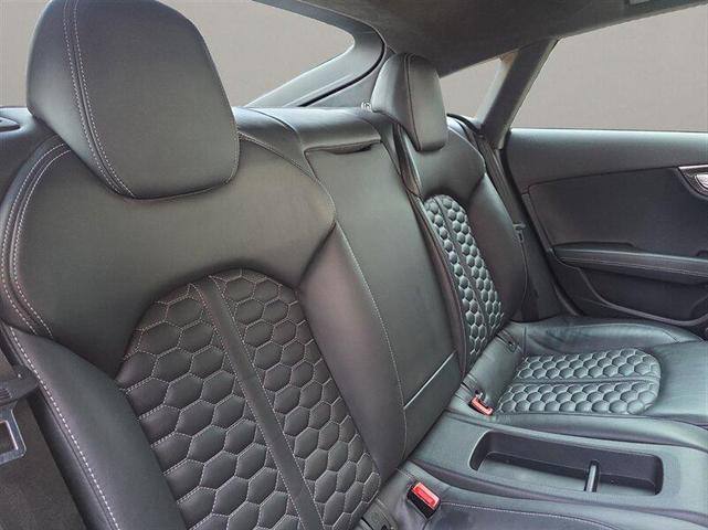 Photo of 2015 Phantom Black Pearl Effect Audi RS 7