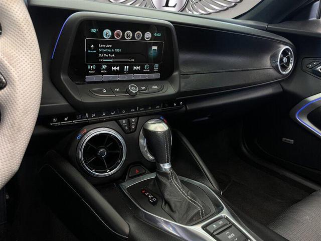 Photo of 2016 Summit White Chevrolet Camaro