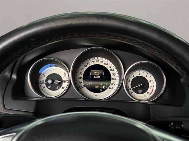 Photo of 2014 Mars Red Mercedes-Benz E-Class