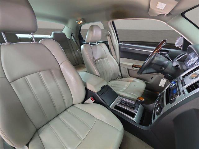 Photo of 2007 Inferno Red Crystal Pearlcoat Chrysler 300C