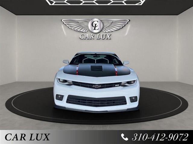 Photo of 2015 Summit White Chevrolet Camaro