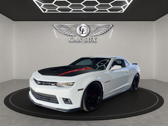 Photo of 2015 Summit White Chevrolet Camaro