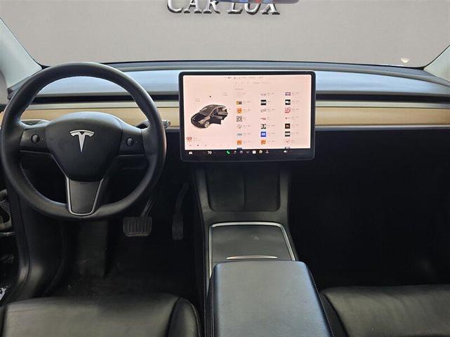 Photo of 2021 Solid Black Tesla Model Y