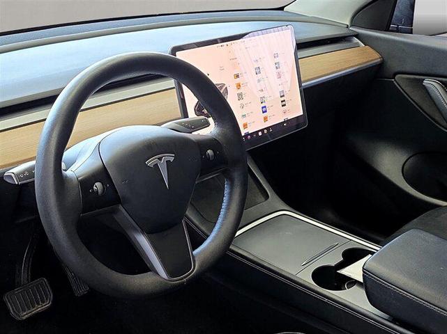 Photo of 2021 Solid Black Tesla Model Y