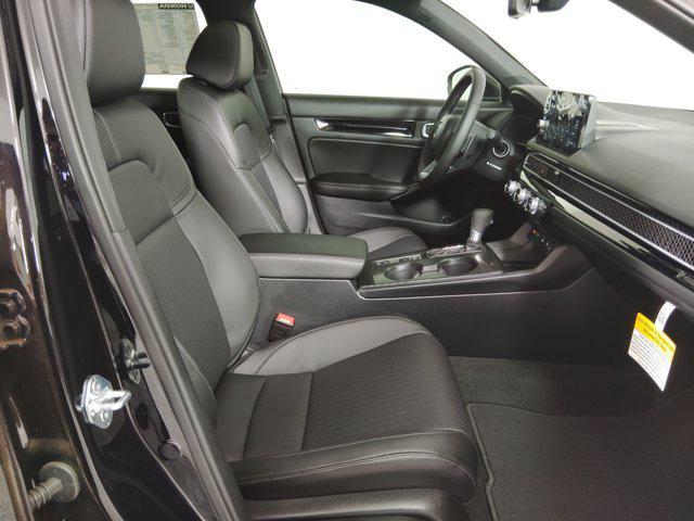 Photo of 2025 Crystal Black Pearl Honda Civic Hybrid