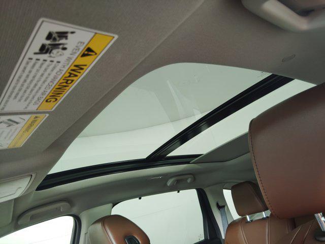 Photo of 2023 Majestic Black Pearl Acura MDX