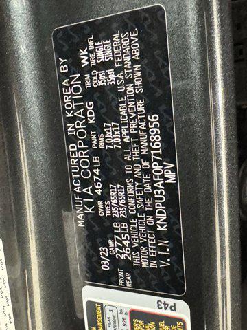 Photo of 2023 Gravity Gray Kia Sportage