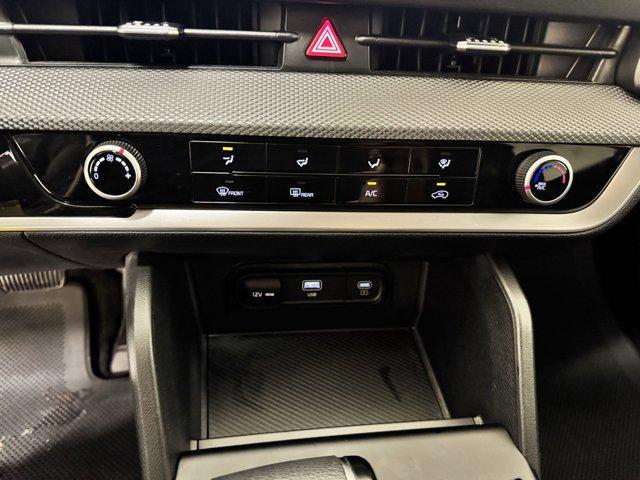 Photo of 2023 Gravity Gray Kia Sportage