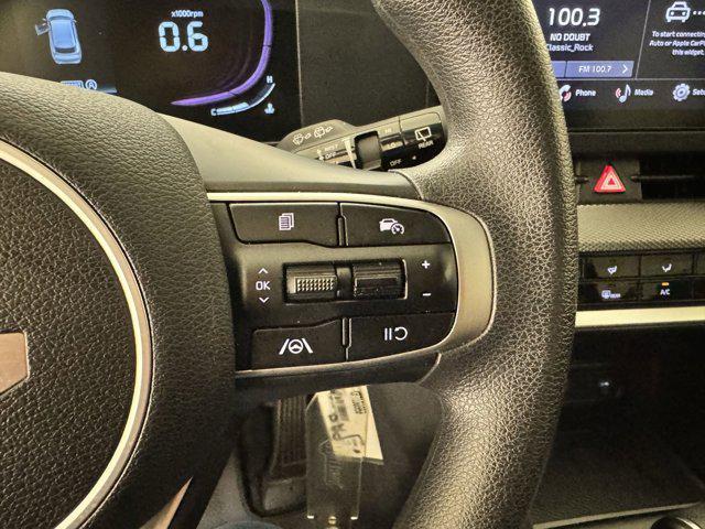 Photo of 2023 Gravity Gray Kia Sportage