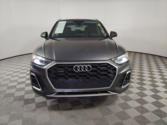 Photo of 2022 Gray Audi Q5