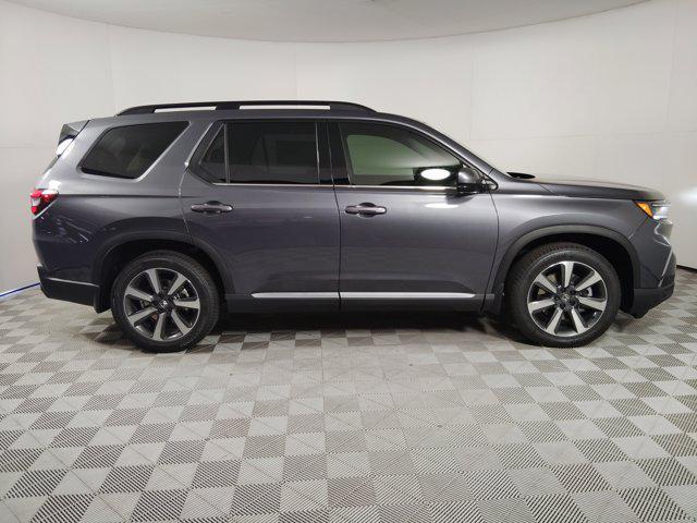 Photo of 2025 Modern Steel Metallic Honda Pilot