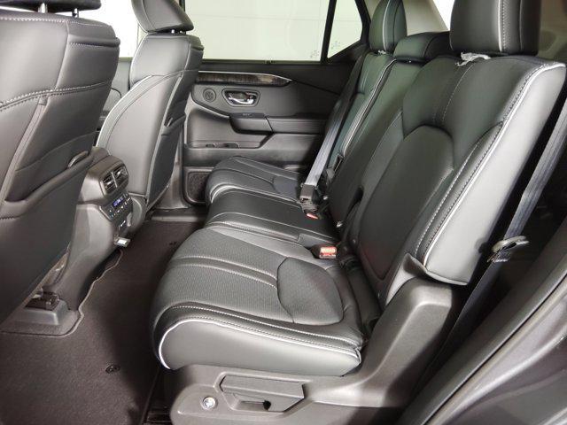 Photo of 2025 Modern Steel Metallic Honda Pilot