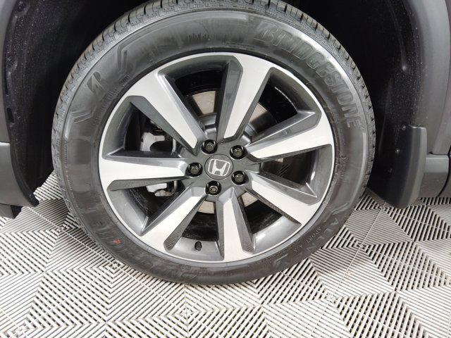 Photo of 2025 Modern Steel Metallic Honda Pilot