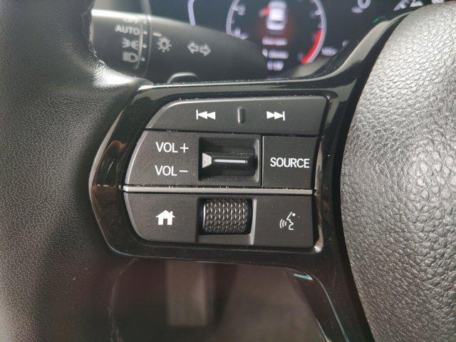 Photo of 2024 Lunar Silver Metallic Honda Civic