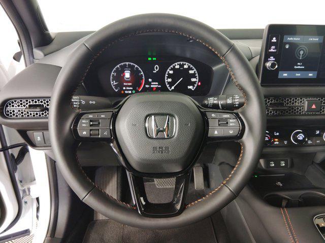 Photo of 2026 Platinum White Pearl Honda HR-V