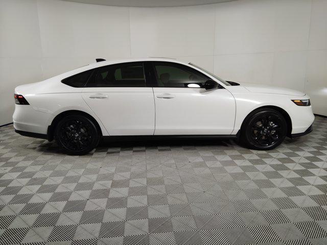 Photo of 2025 Platinum White Pearl Honda Accord
