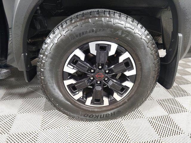 Photo of 2023 Super Black Nissan Frontier