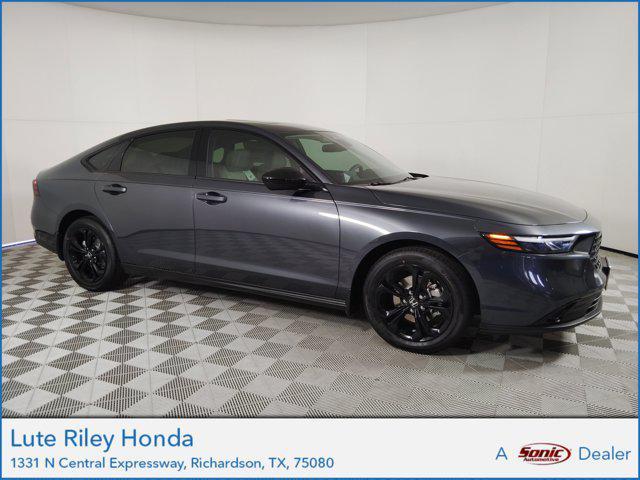 Photo of 2025 Meteorite Gray Metallic Honda Accord