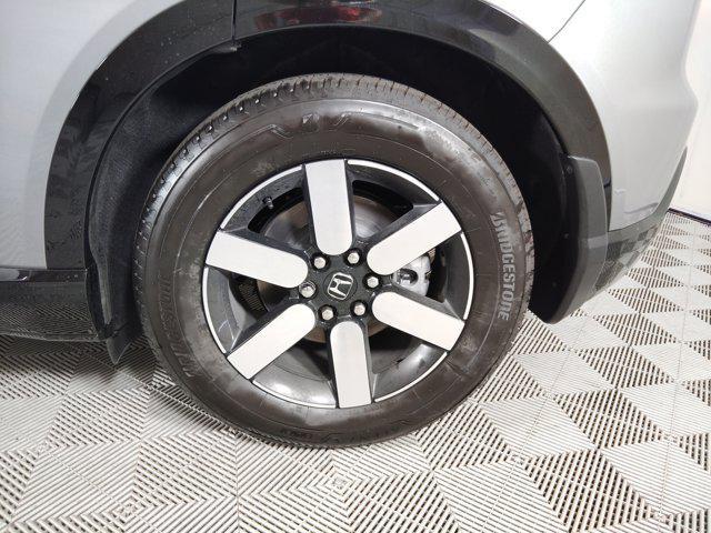 Photo of 2025 Mercury Silver Metallic Honda Prologue