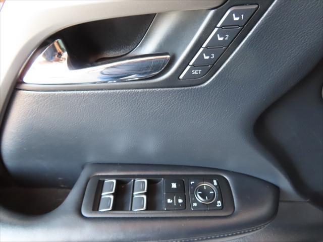 Photo of 2019 Silver Lexus RX 350