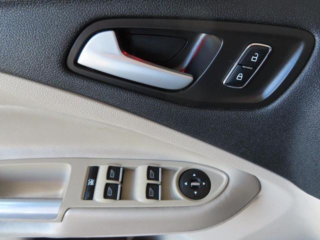 Photo of 2016 Ingot Silver Ford C-Max Hybrid