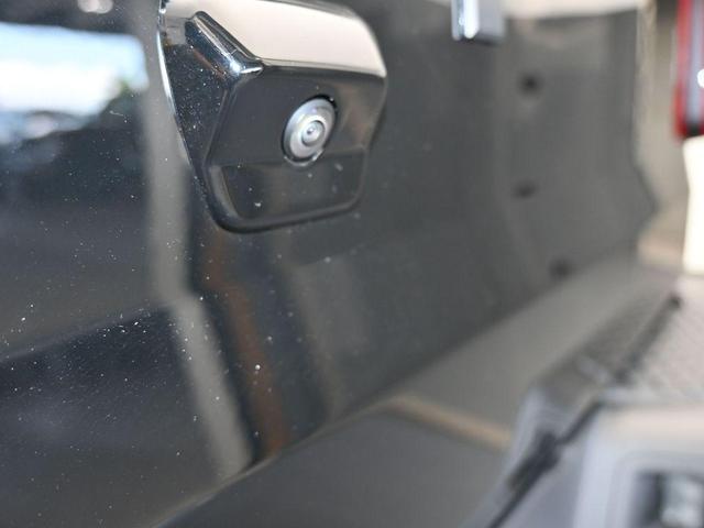 Photo of 2025 Black Clearcoat Jeep Gladiator
