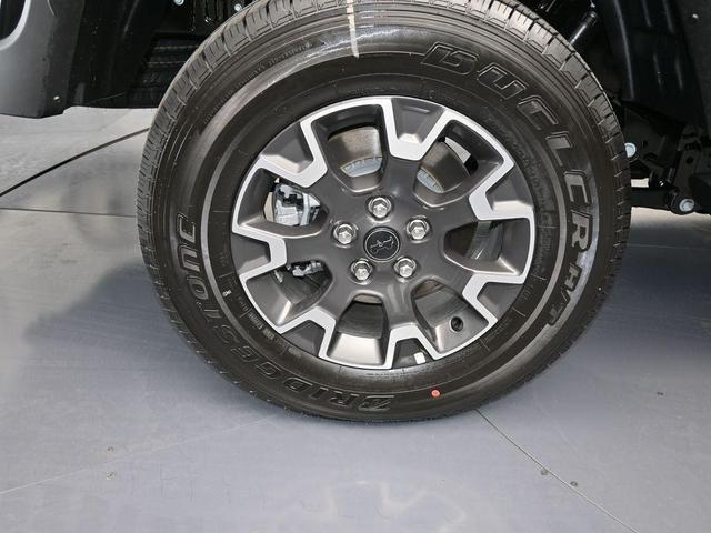Photo of 2025 Black Clearcoat Jeep Gladiator