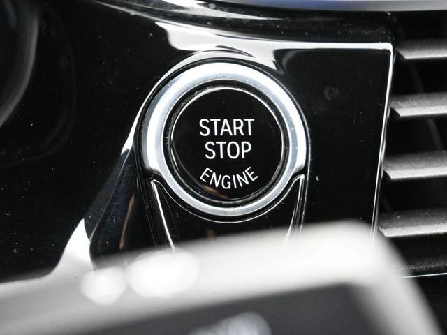 Photo of 2019 Black Sapphire Metallic BMW 540