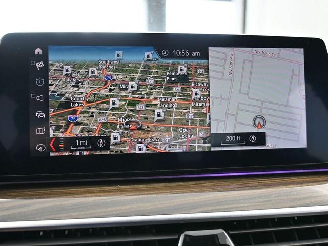 Photo of 2019 Black Sapphire Metallic BMW 540