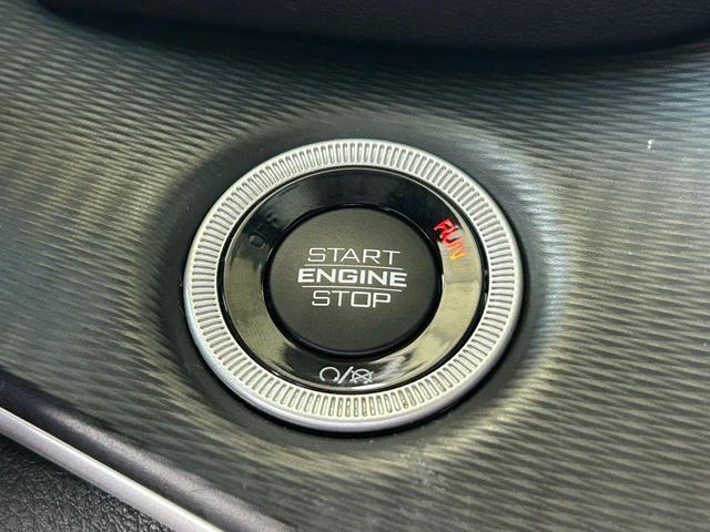 Photo of 2023 Silver Zynith Jeep Grand Cherokee L