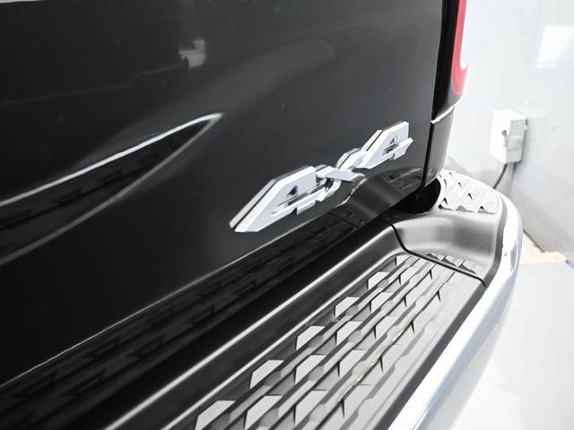 Photo of 2025 Diamond Black RAM 2500