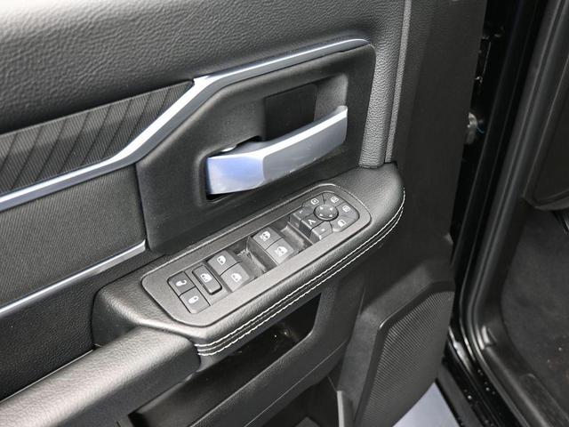 Photo of 2025 Diamond Black RAM 2500