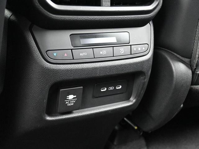 Photo of 2025 Blue Honda Pilot