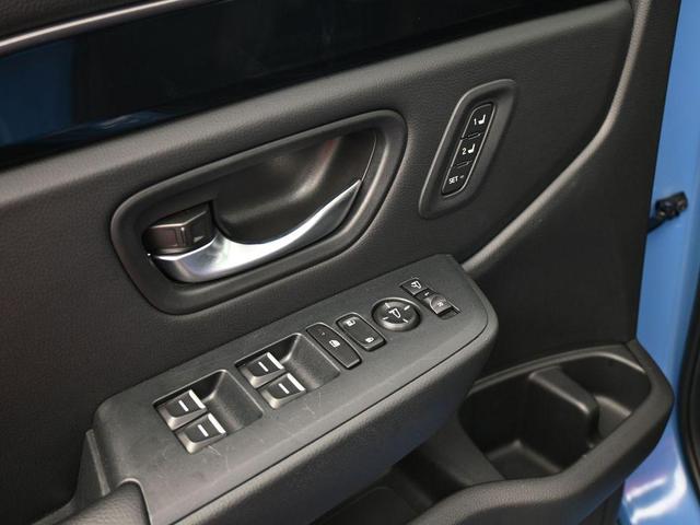 Photo of 2025 Blue Honda Pilot