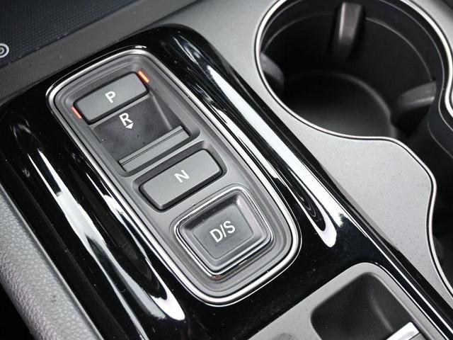 Photo of 2025 Blue Honda Pilot