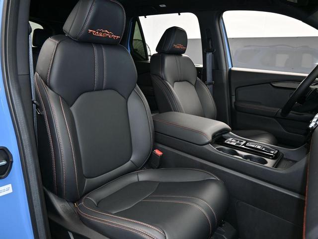 Photo of 2025 Blue Honda Pilot