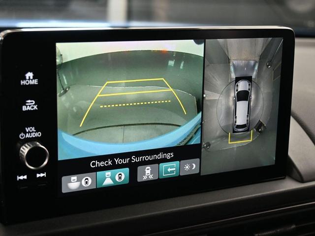 Photo of 2025 Blue Honda Pilot