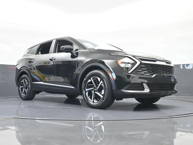 Photo of 2023 Fusion Orange Kia Sportage Hybrid