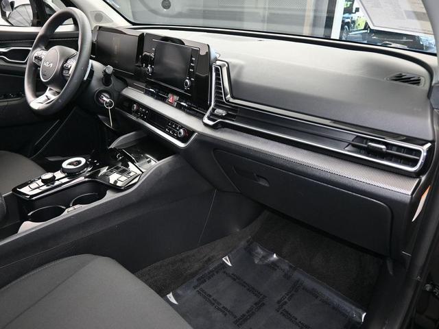 Photo of 2023 Fusion Orange Kia Sportage Hybrid