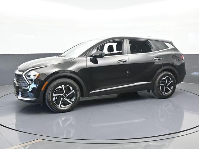 Photo of 2023 Fusion Orange Kia Sportage Hybrid