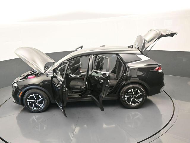 Photo of 2023 Fusion Orange Kia Sportage Hybrid