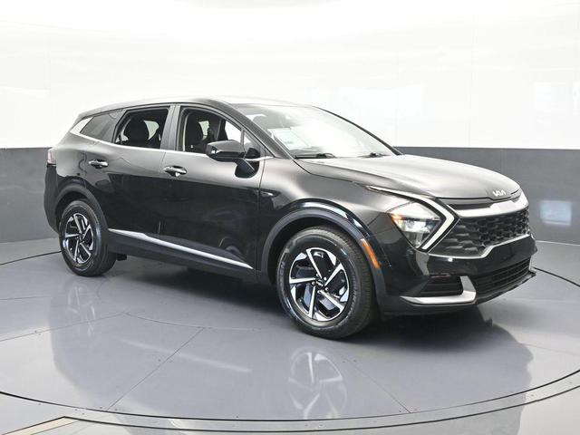 Photo of 2023 Fusion Orange Kia Sportage Hybrid