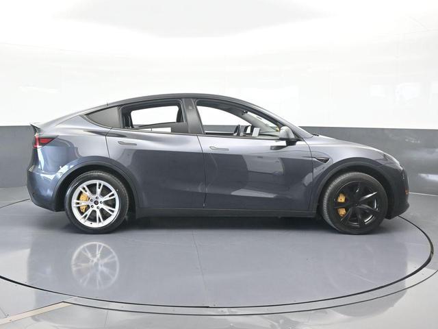 Photo of 2024 Gray Tesla Model Y