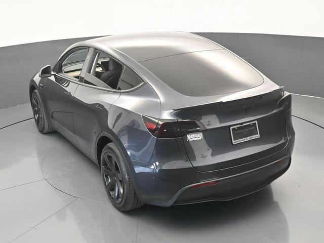 Photo of 2024 Gray Tesla Model Y