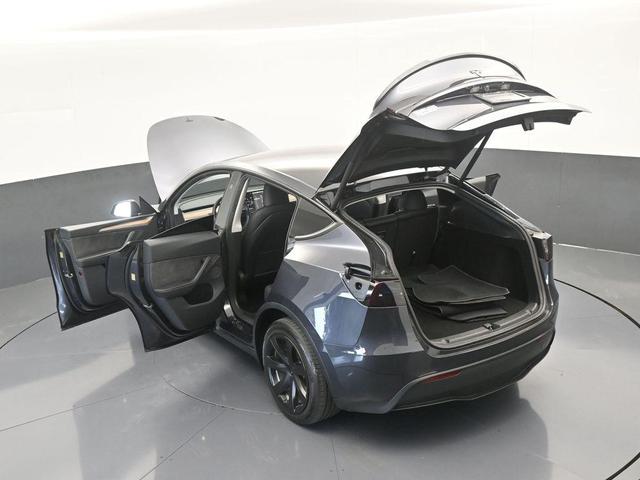 Photo of 2024 Gray Tesla Model Y
